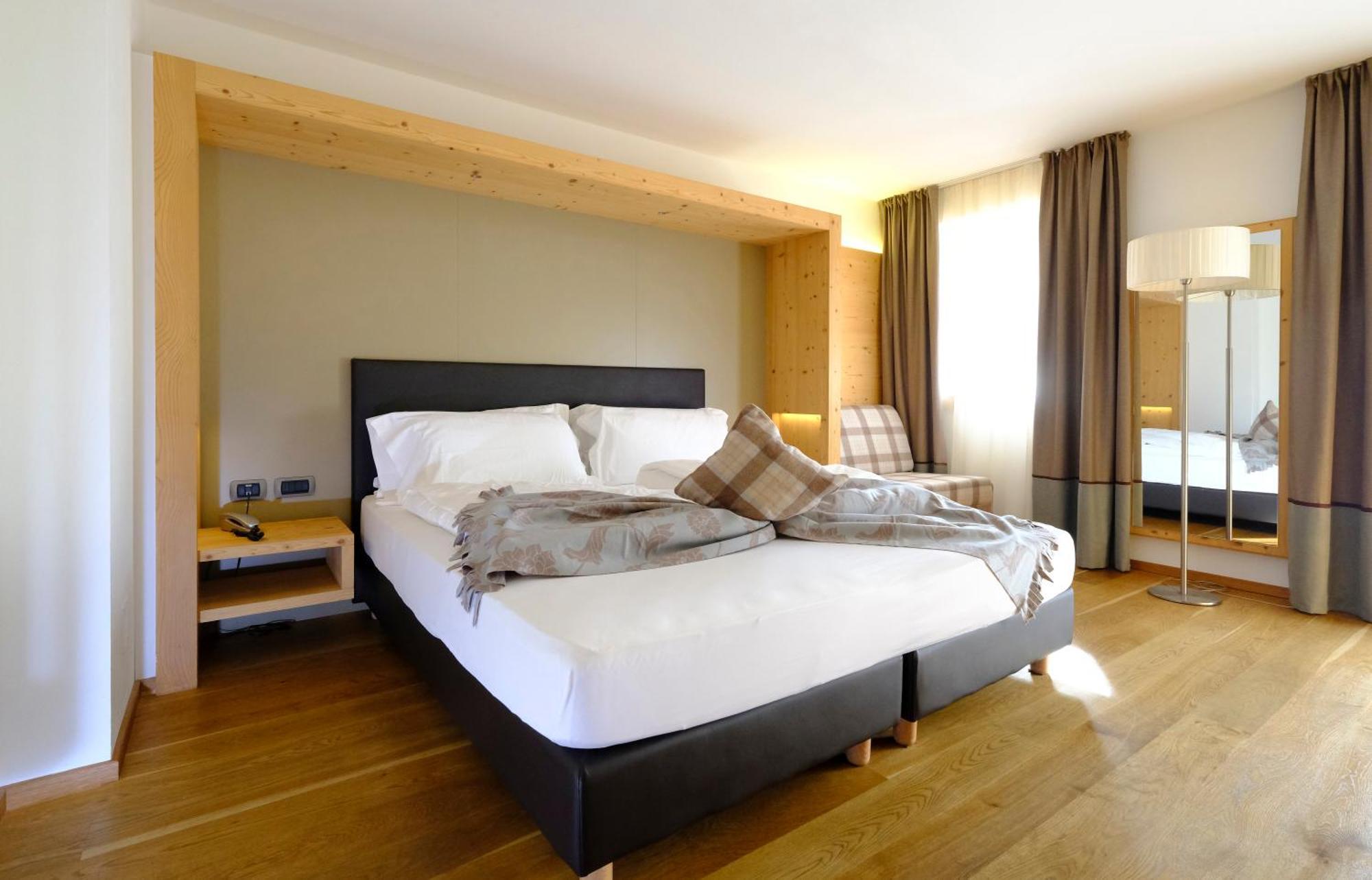 Hotel Shandranj Tesero Luaran gambar
