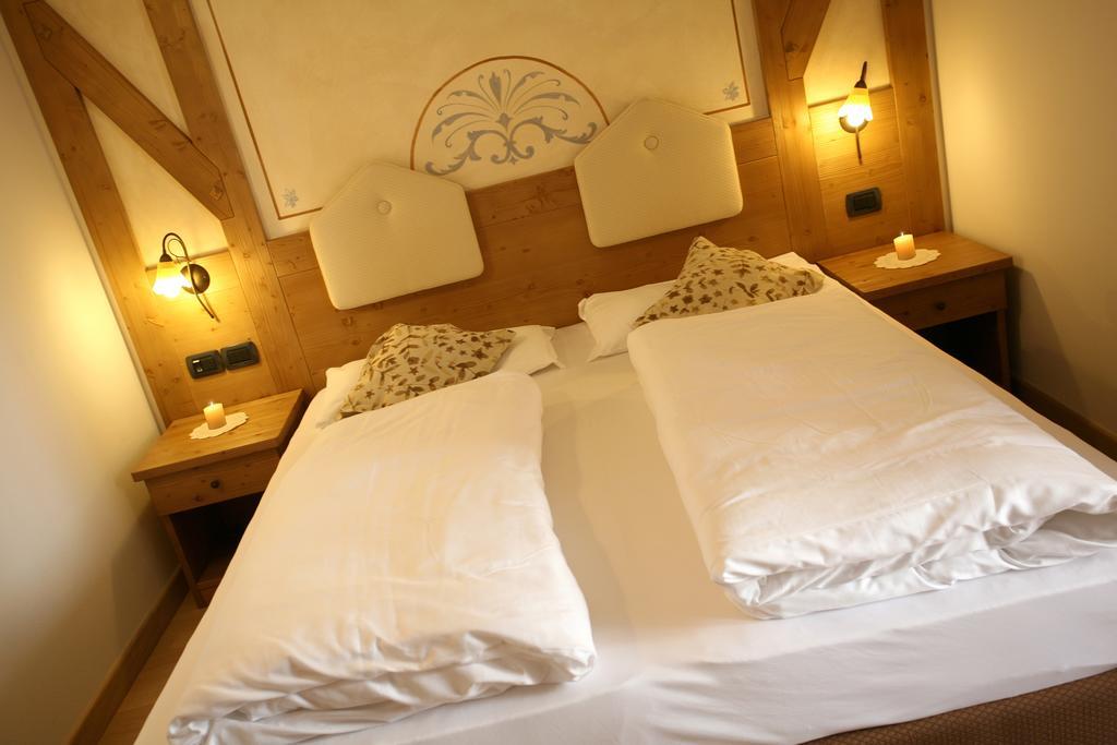 Hotel Shandranj Tesero Luaran gambar