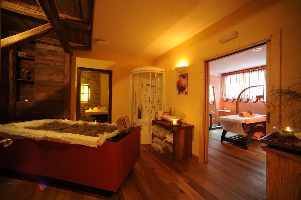 Hotel Shandranj Tesero Luaran gambar