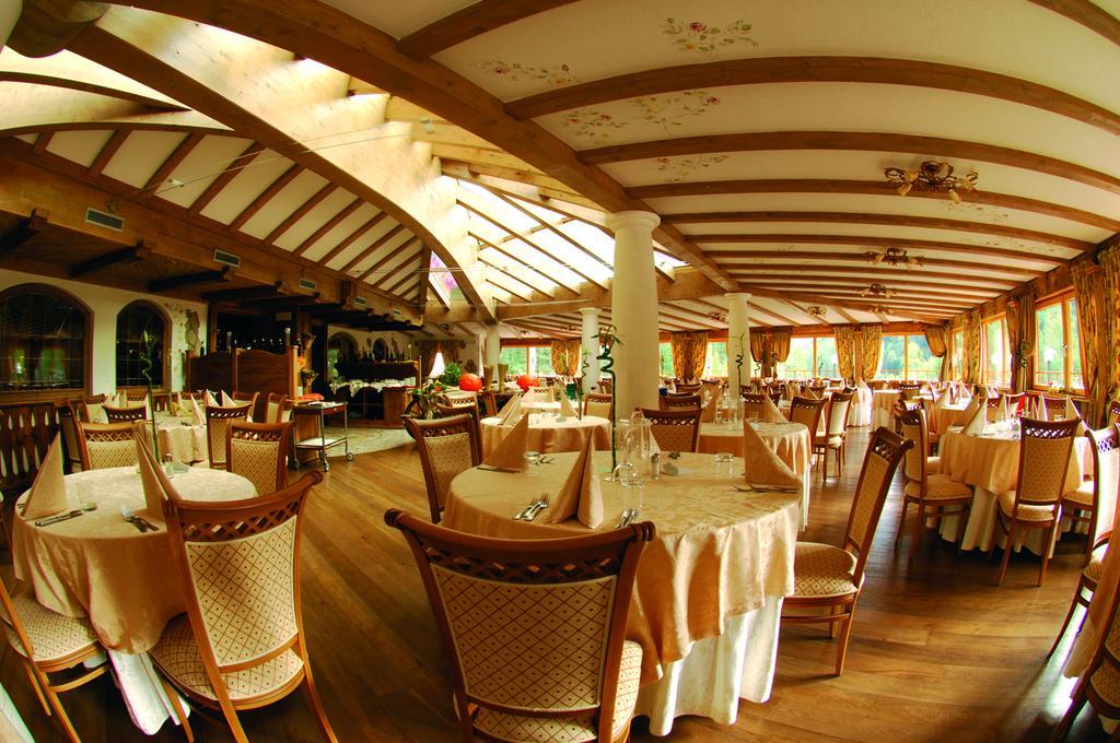 Hotel Shandranj Tesero Luaran gambar